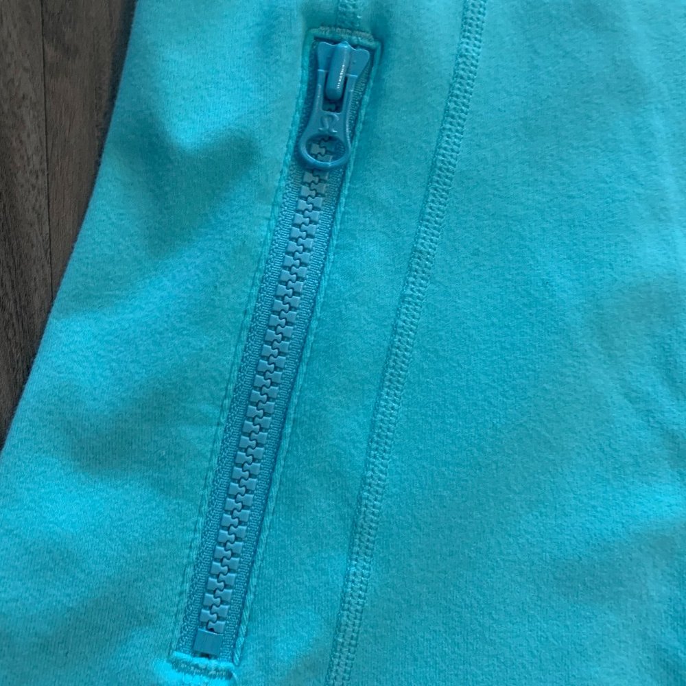 Lululemon Define Jacket - Picture 7 of 8